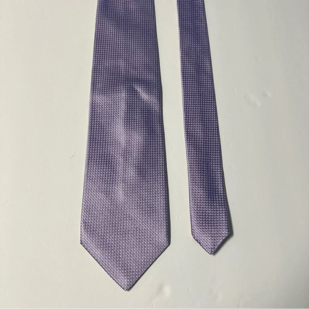 Ferre, 100% Silk, Made in Italy,‎ Elegant Purple Tie